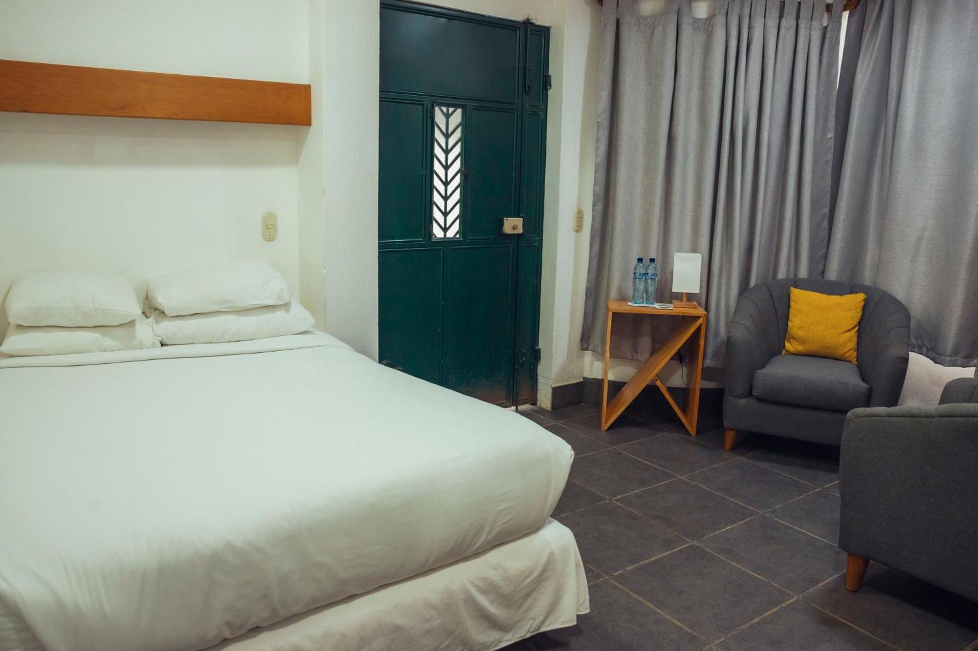 El Dragon Hotel ซาน มาร์กอส ลา ลากูนา ภายนอก รูปภาพ
